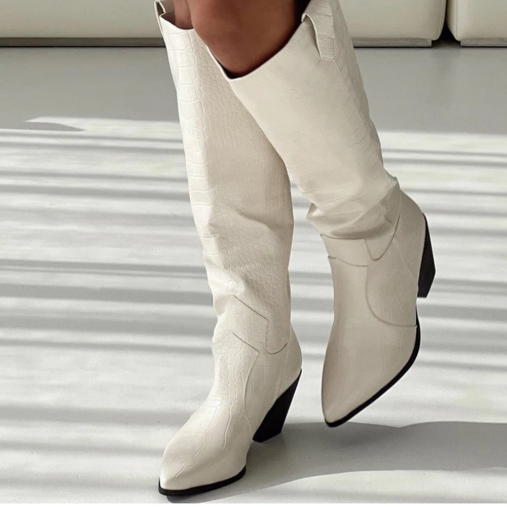 Princess Polly Riley Boots Ecru